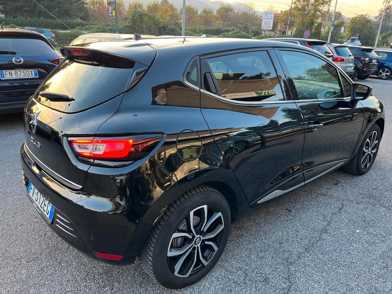 Renault Clio TCe 12V 90 CV GPL 5 porte Moschino Intens