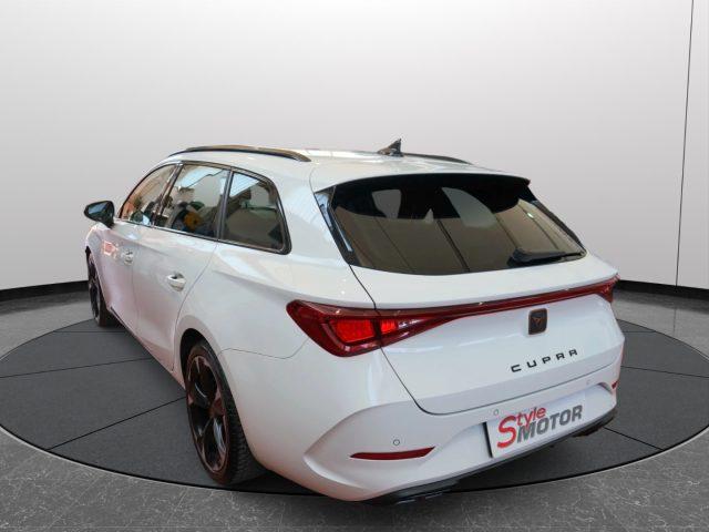 CUPRA Leon Sportstourer 1.5 Hybrid 150 CV DSG