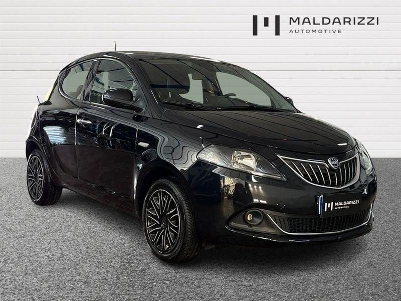 Lancia Ypsilon III 2021 1.0 firefly hybrid Gold s&s 70cv 5p.ti