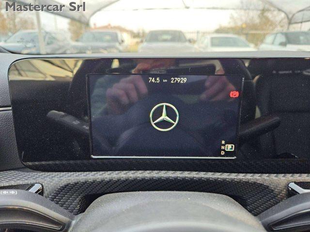 MERCEDES-BENZ CLA 200 coupè 200 d Business pelle parz auto tg : FZ407NY