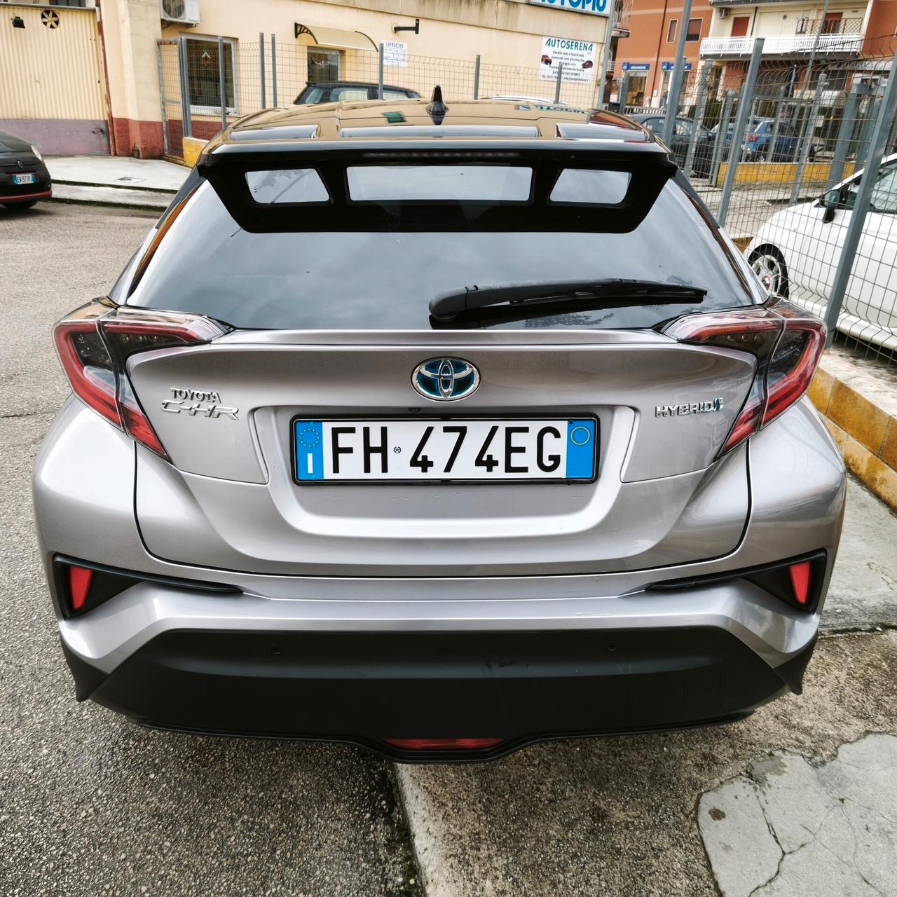 Toyota C-HR 1.8 Hybrid E-CVT Style