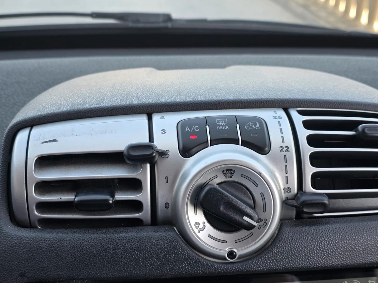 Smart ForTwo 1000 52 kW coupé passion#AUTO#TETTO#CARPLAY