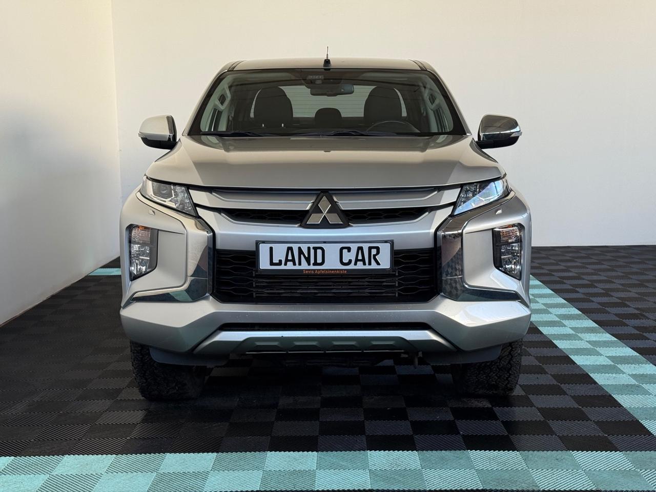 Mitsubishi L200 2.3 D Double Cab 4x4 Super Select Intense aut.