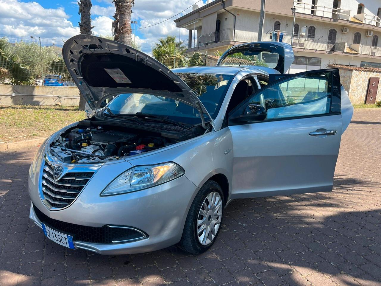 Lancia Ypsilon 1.3 MJT 16V 95 CV 5 porte S&S Elle