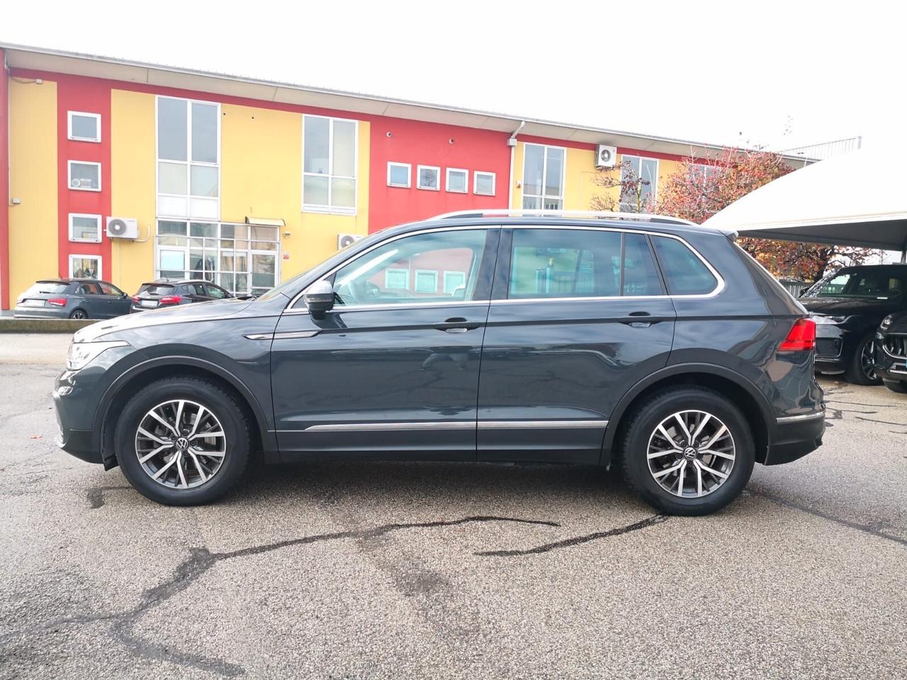 Volkswagen Tiguan 1.5 TSI 150 CV DSG ACT Life ***COCKPIT DISPLAY***
