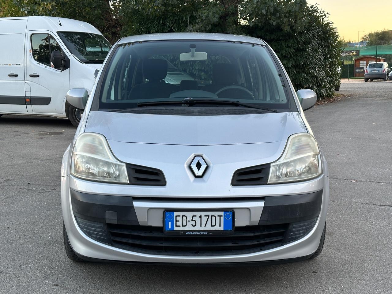 Renault Modus Grand 1.2 16V Dynamique