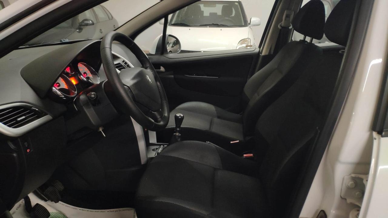 Peugeot 207 1.4 HDi 68CV 5p. Sweet Years