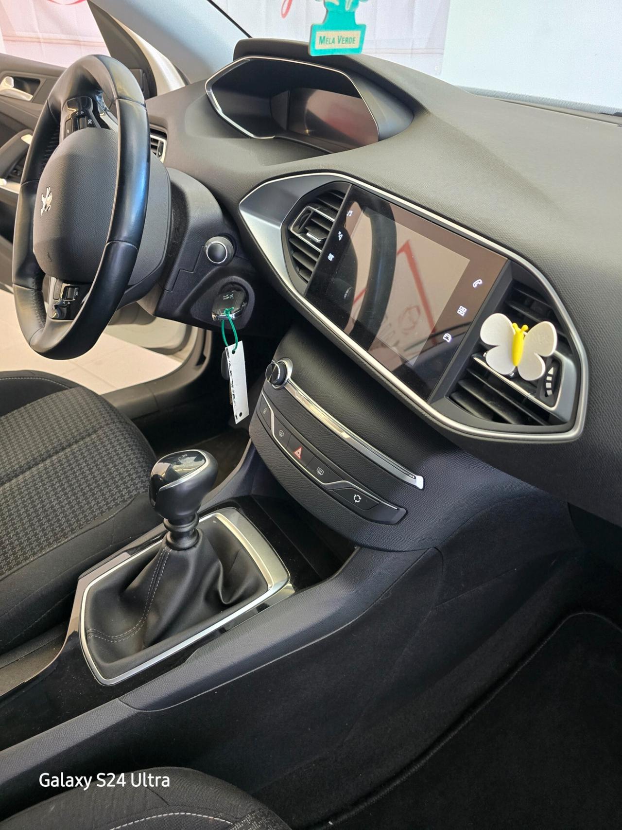 Peugeot 308 BlueHDi 130 S&S EAT8 SW Active Business