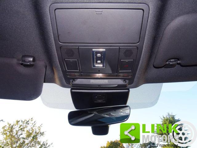 JAGUAR E-Pace 2.0 AWD aut. R-Dynamic S