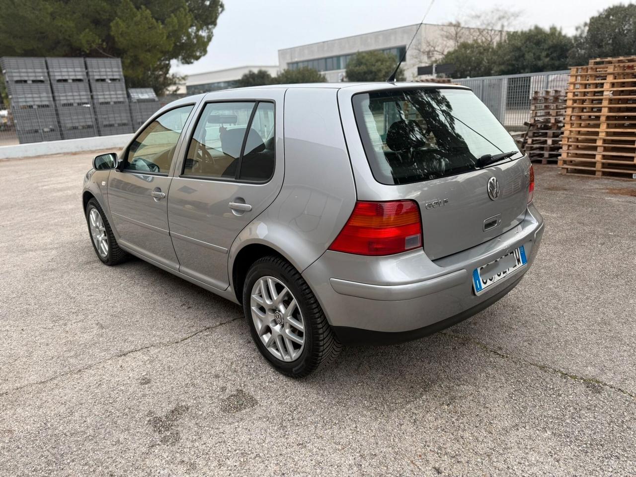 VW GOLF 4 1.9 TDI 2003 12 MESI DI GARANZIA