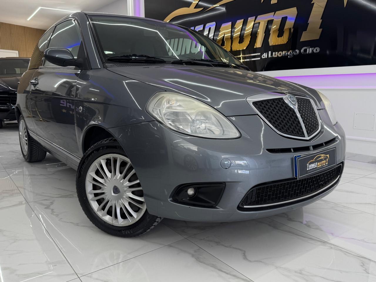 Lancia Ypsilon 1.2 Platino-Unica