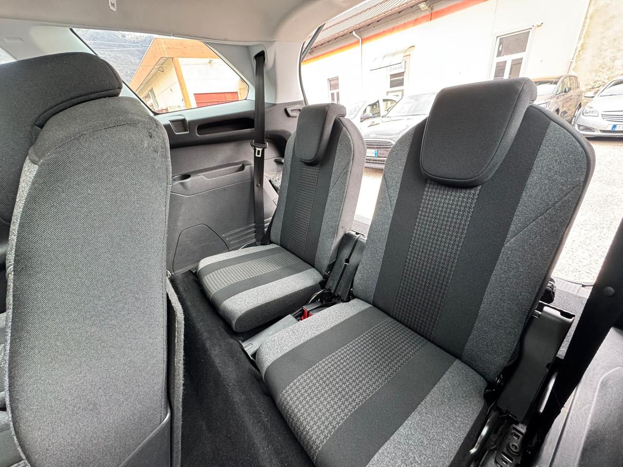Peugeot 5008 7 POSTI – GARANZIA 12 MESI TAGLIANDATA PERFETTA PER FAMIGLIA