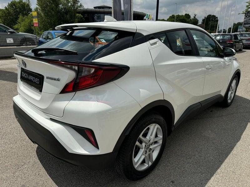Toyota C-HR 1.8 Hybrid E-CVT Active