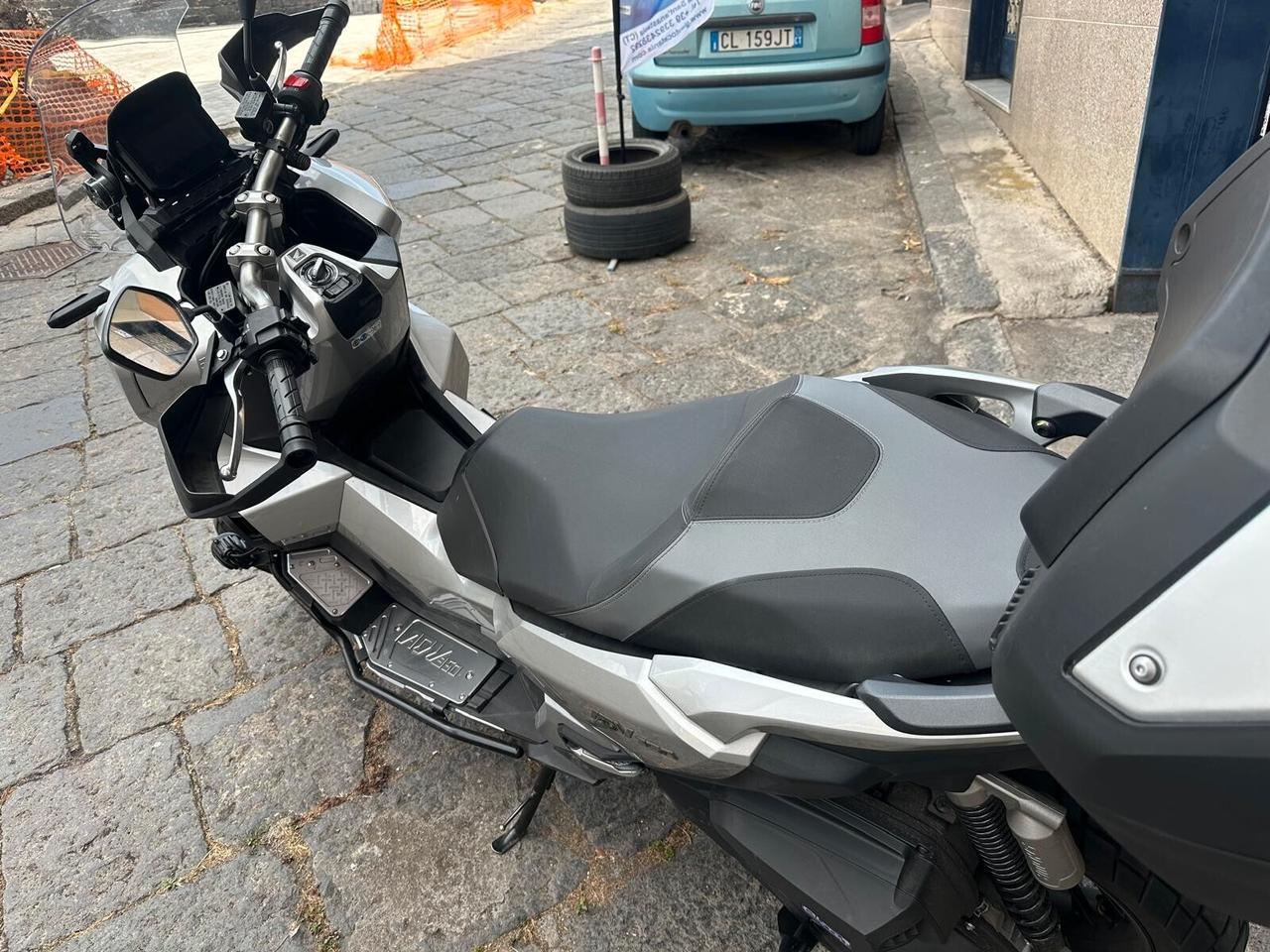 Honda ADV 350