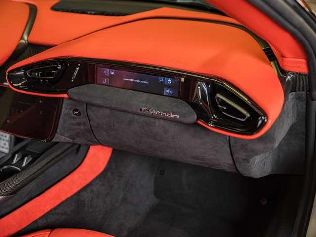 Ferrari 12Cilindri - Personalizzazione Atelier