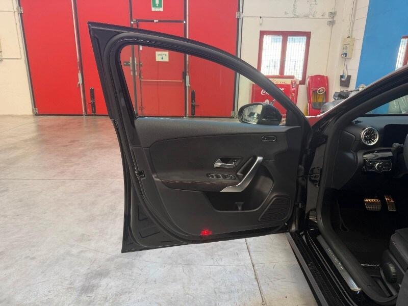 MERCEDES Classe A (W177) A 180 d Automatic ...