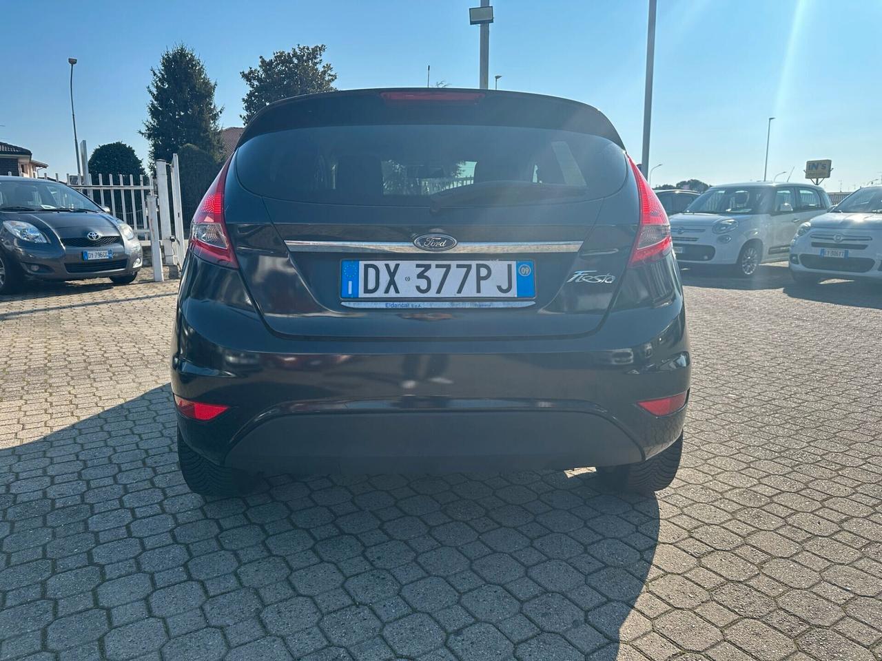Ford Fiesta 1.4 5 porte Bz.- GPL Titanium