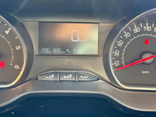 PEUGEOT 208 1.4 8V HDi 68CV 5p. Allure