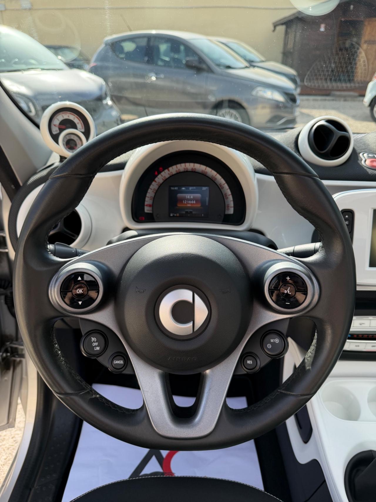 Smart ForFour 70 1.0 Passion