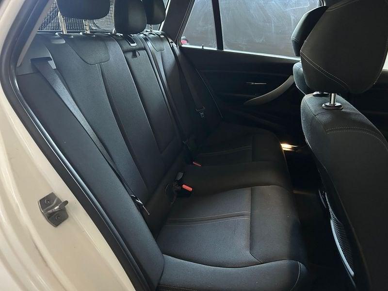 BMW Serie 3 316d Luxury Touring