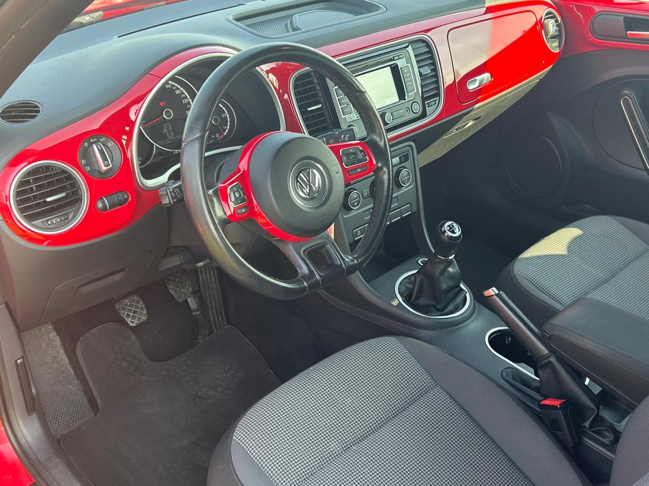 Volkswagen Maggiolino Cabriolet 1.6 TDI 105cv VINTAGE