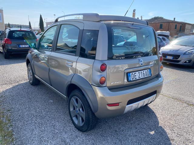 FIAT Panda 1.3 MJT 16V 4x4 Cross ELD