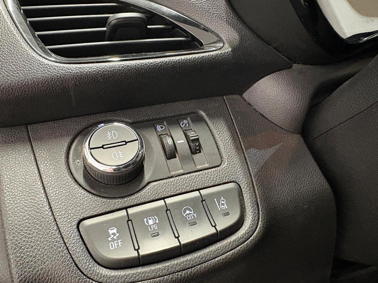 Opel Karl 1.0 73 CV GPL N-Joy