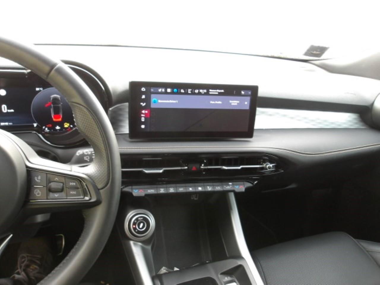 ALFA ROMEO TONALE 1.6 DIESEL 130CV TCT6 MY25 VELOCE ( FARI LED MATRIX - PADDLE AL VOLANTE - COCKPIT - PELLE - ACTIVE CRUISE - NAVI - MIRROR - PDC - TELECAMERA POST. - CERCHI 19 )