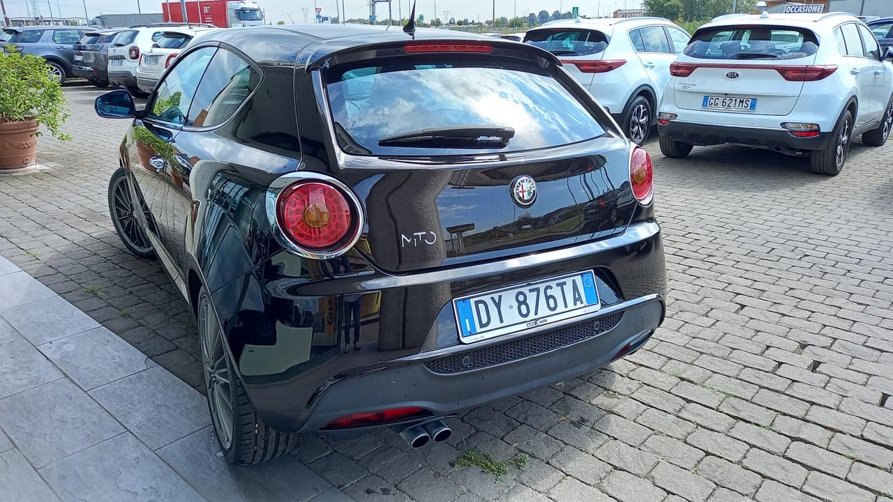 Alfa Romeo MiTo 1.4 T 155 CV Distinctive Sport Pack