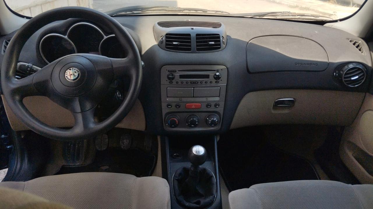Alfa Romeo 147 1.9 JTD (115 CV) cat 5p. Distinctive
