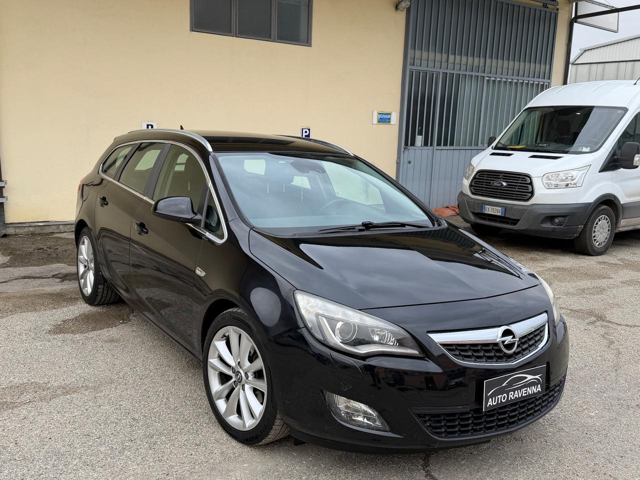 Opel Astra 1.7 CDTI 110CV Sports Tourer Cosmo Neopatentato