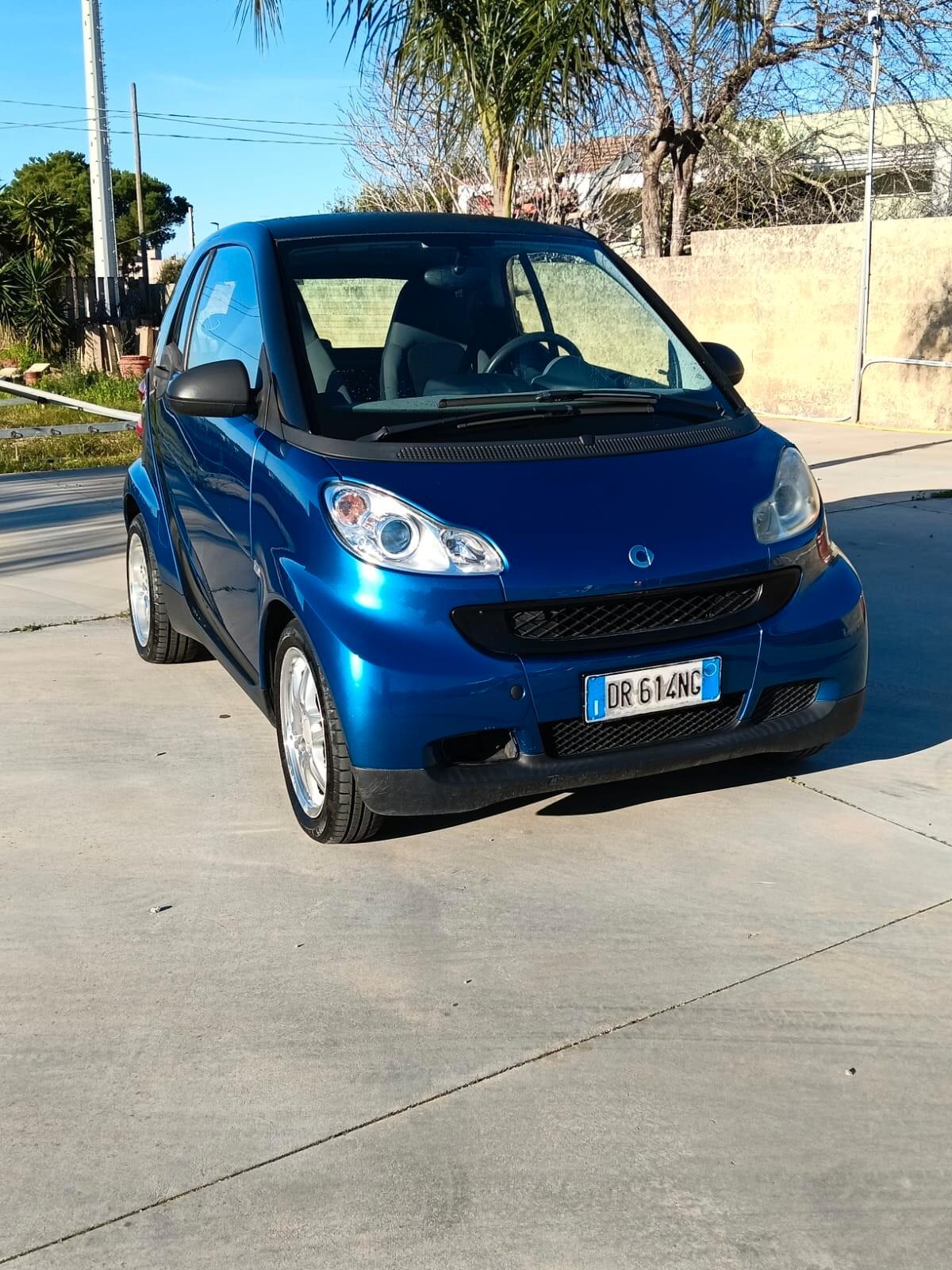 Smart ForTwo 1000 MHD Coupé Pure – 45 kW – Anno 2008 – Appena Tagliandata e Gommata.