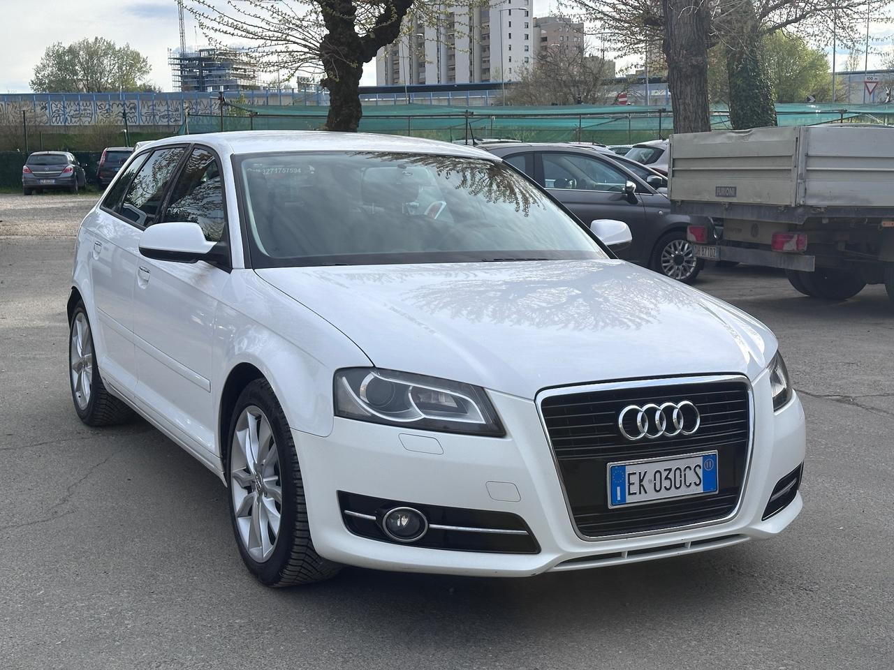 Audi A3 SPB. 2.0 TDI F.AP. S tronic solo 140 mila km