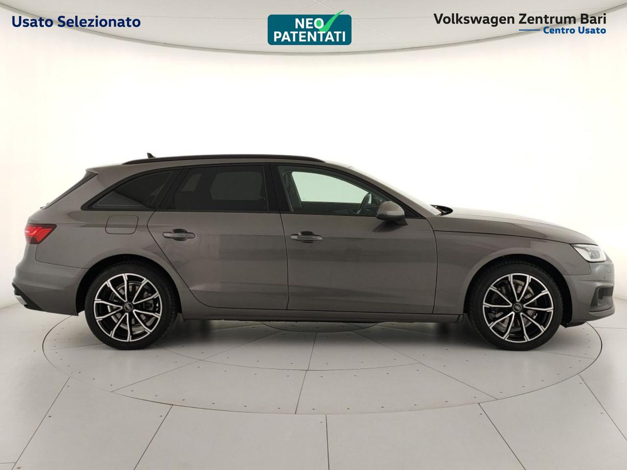 Audi A4 avant 30 2.0 tdi mhev business 136cv s-tronic