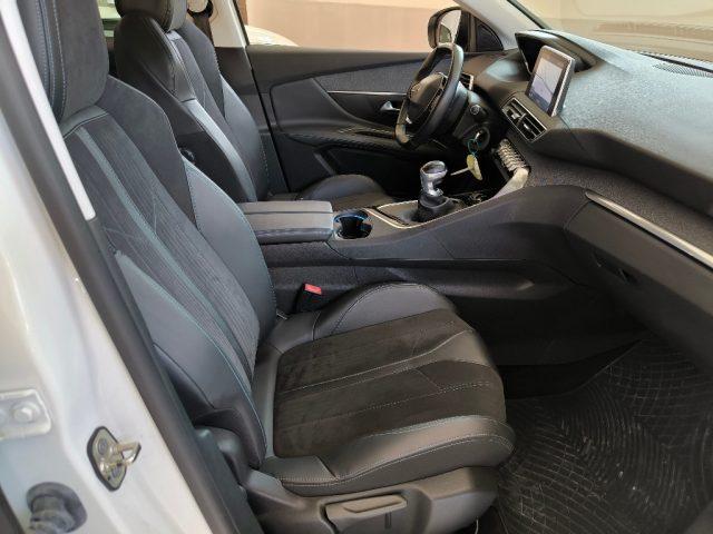 PEUGEOT 3008 BlueHDi 130 S&S Crossway