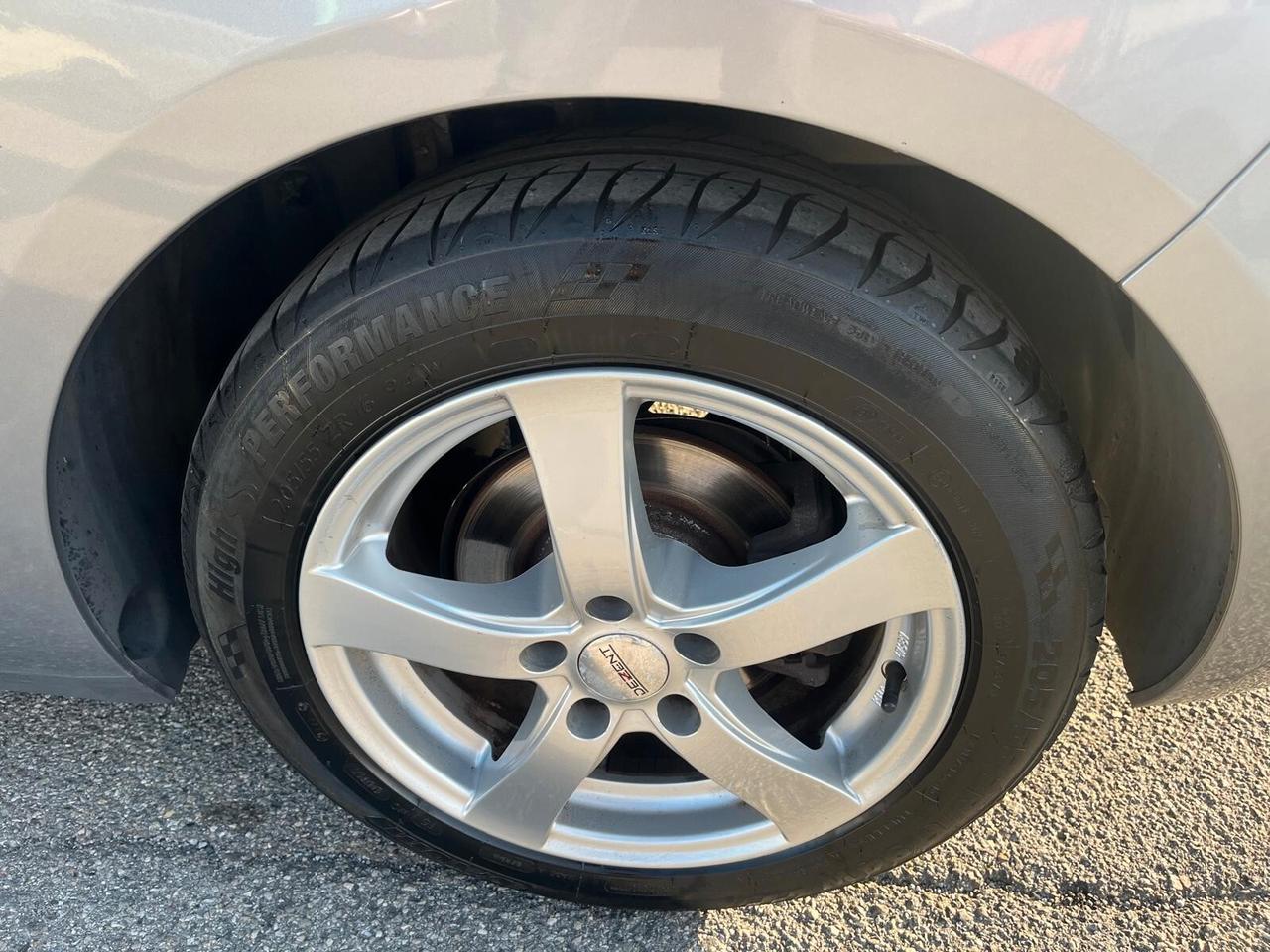 Peugeot 308 BlueHDi 120 S&S SW Allure