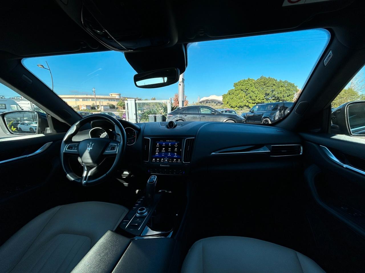 Maserati Levante 3.0 V6 275cv auto my19