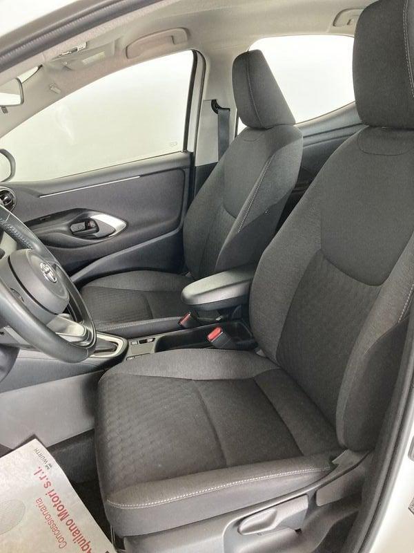 Toyota Yaris Hybrid Active MY22
