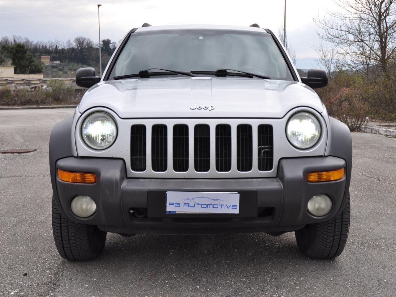 Jeep Cherokee 2.5 CRD Sport