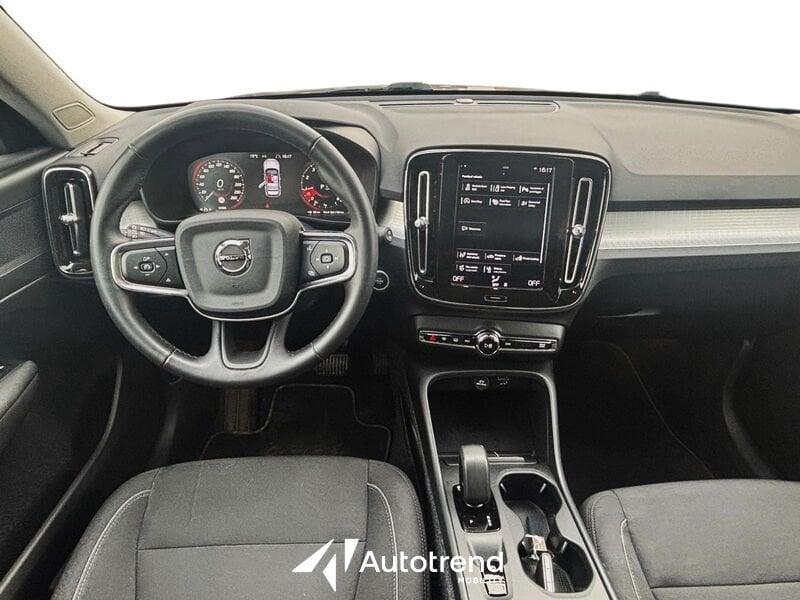 Volvo XC40 T2 129 CV Automatica NAVI LED Momentum Pro N1 Autocarro