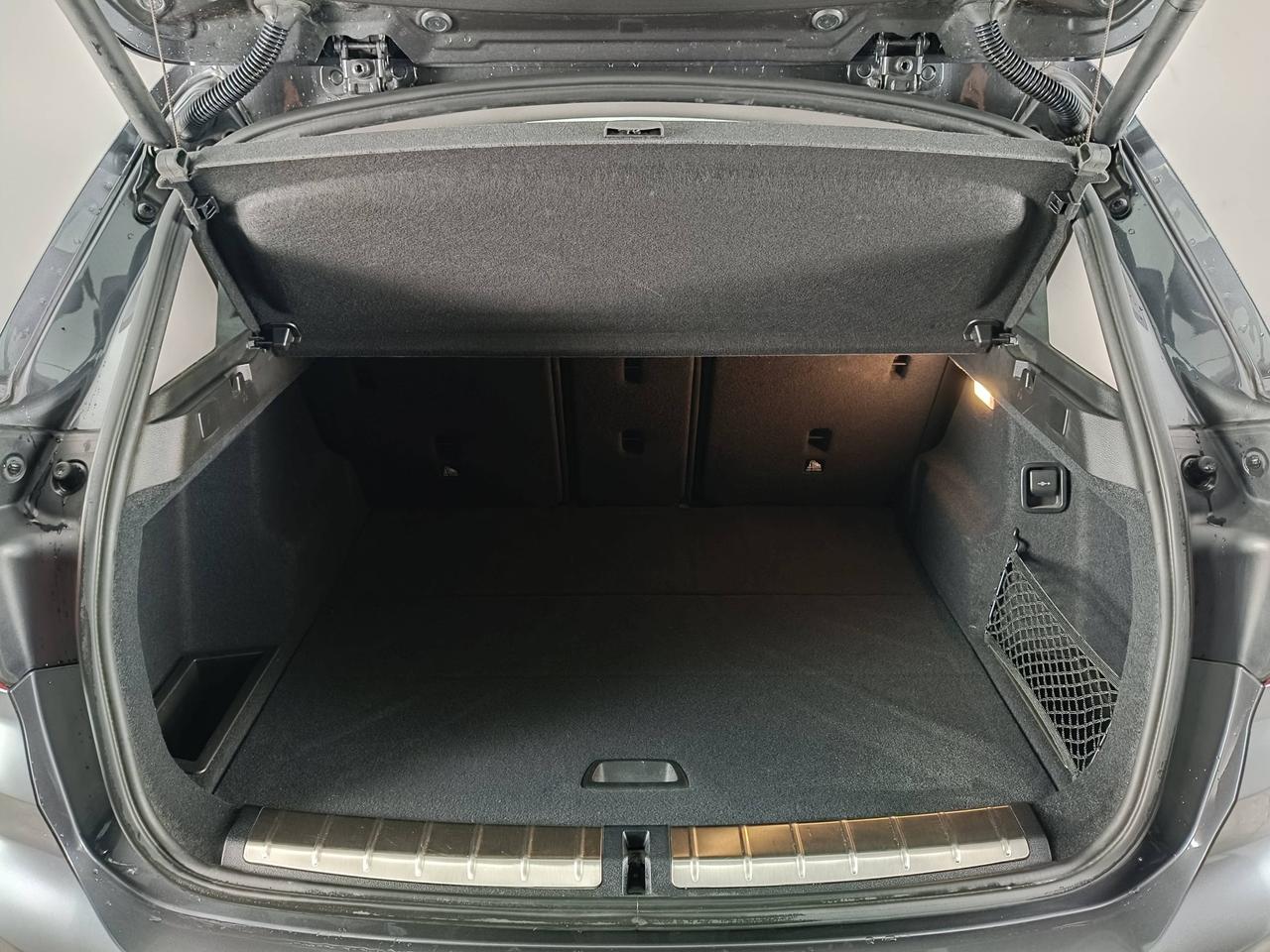 BMW X1 F48 2019 - X1 sdrive18d xLine Plus auto