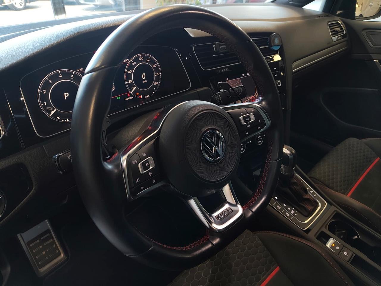 Volkswagen Golf GTI Performance 245CV DSG