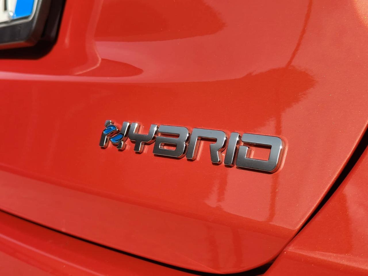 Fiat 600 Hybrid 1.2 100 CV La Prima