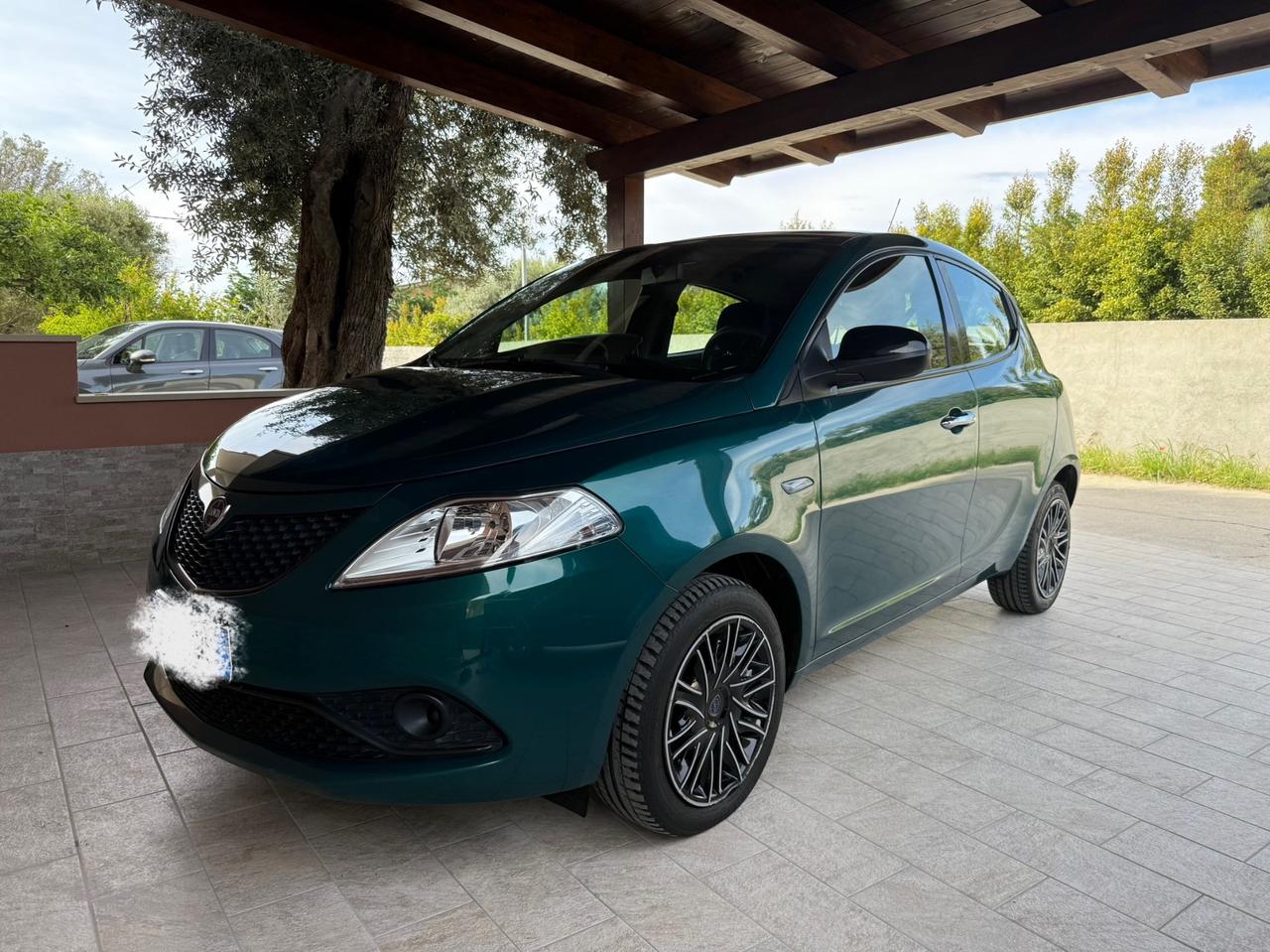 Lancia Ypsilon 1.2 69 CV 5 porte EcoChic