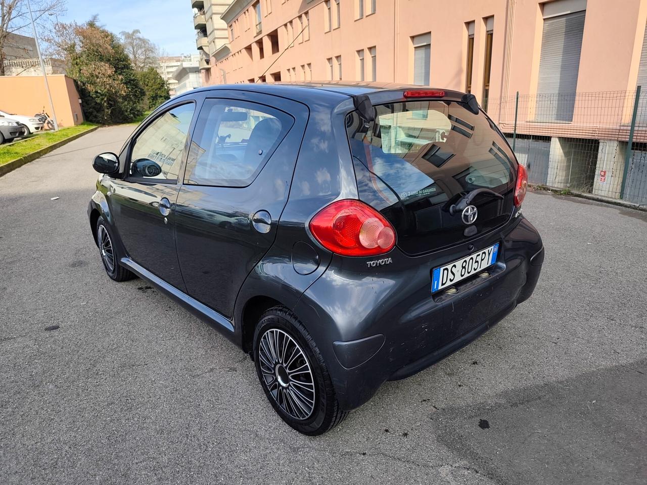 Toyota Aygo 1.0 Benz 5 porte euro 4