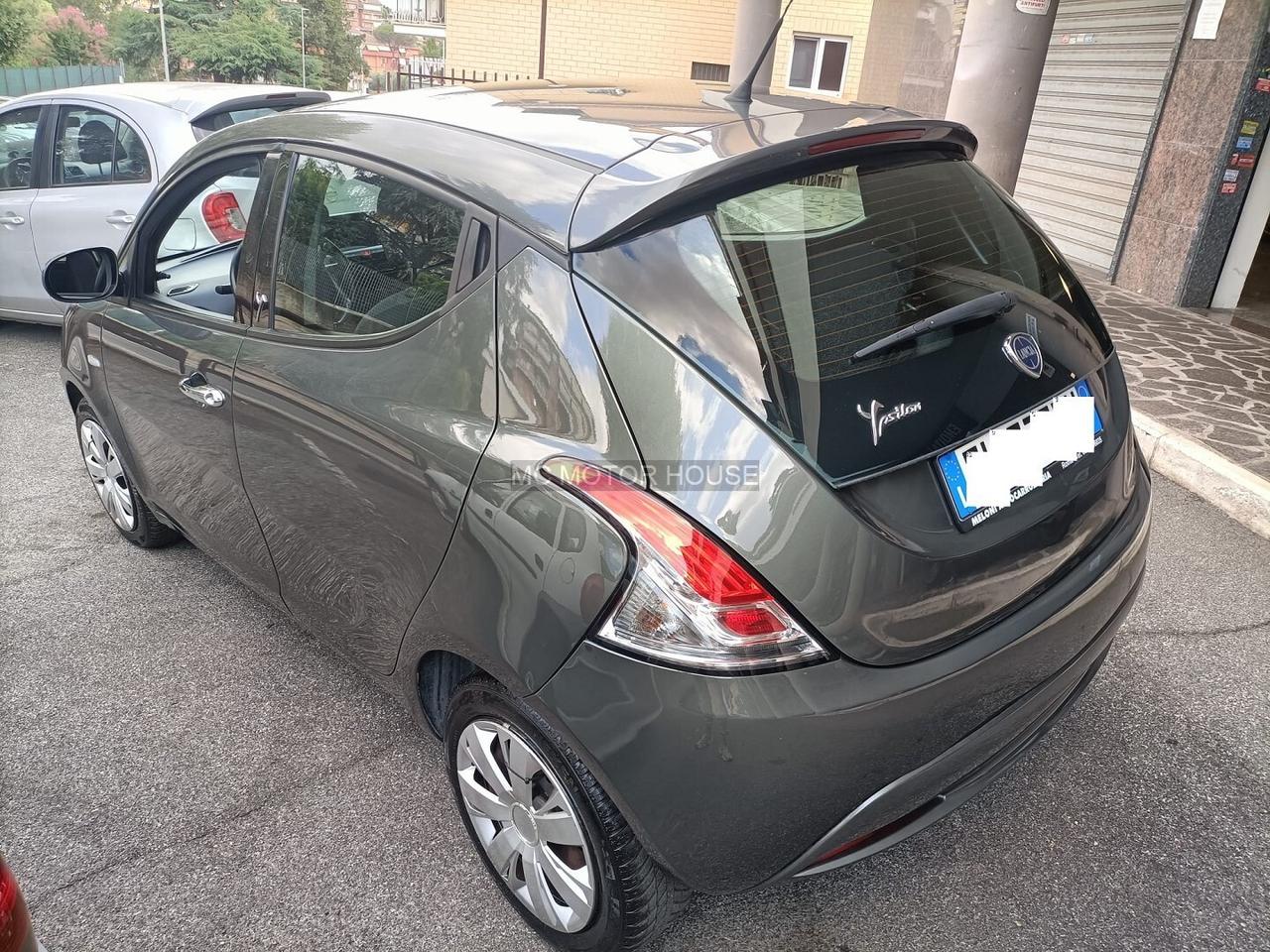 YPSILON 1.2 BENZINA 69cv*NEOPATENTATI*PERMUTE/RATE