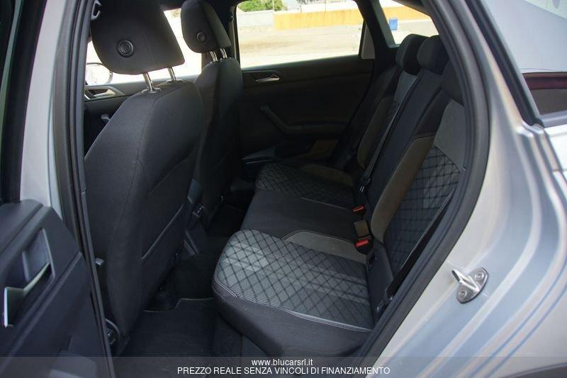 Volkswagen Taigo 1.0 TSI 110 CV R-Line