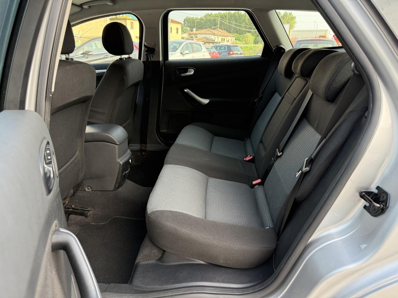 Ford Mondeo 1.8 TDCI UNICO PROP
