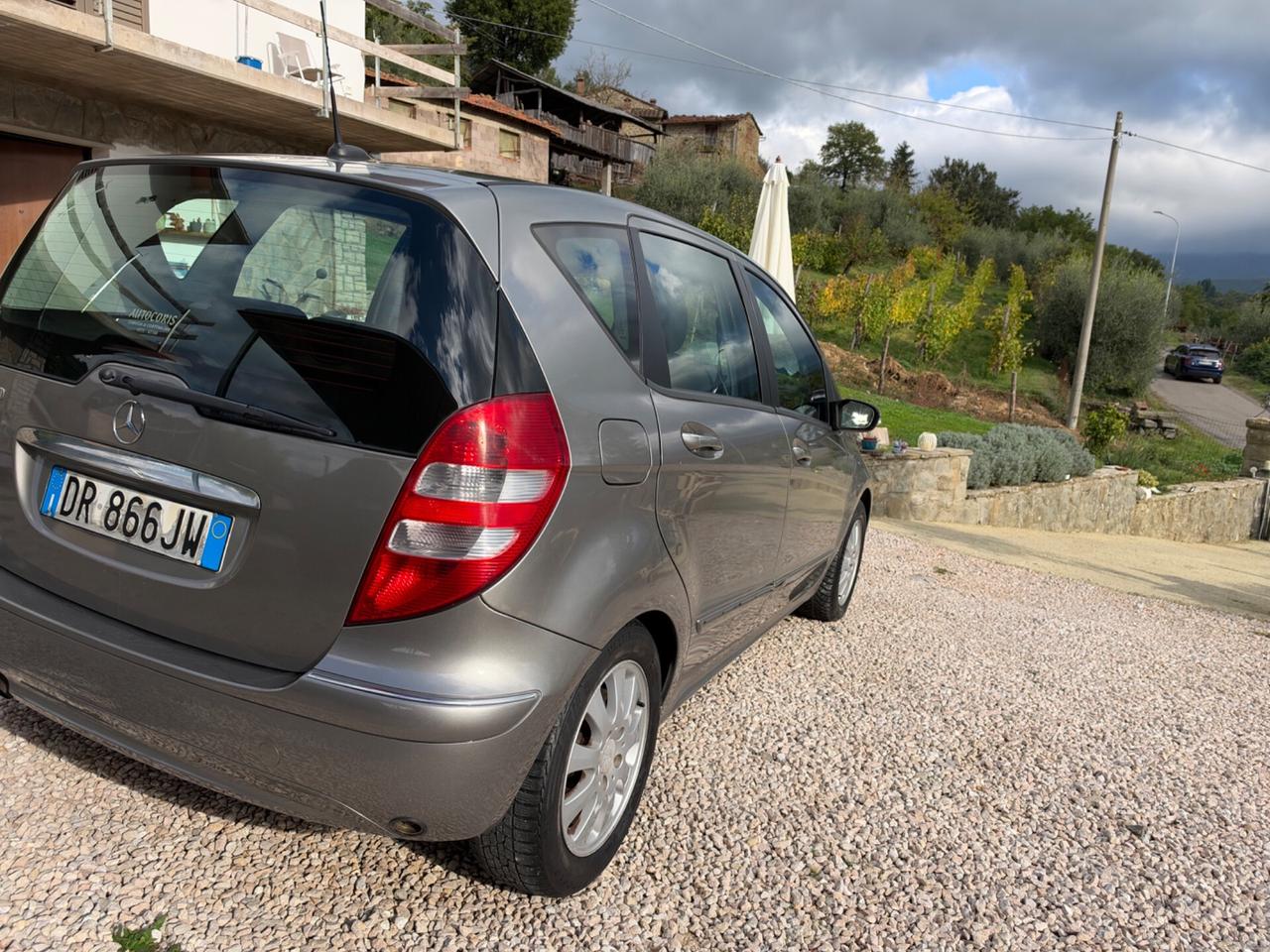 Mercedes-benz A 150 BlueEFFICIENCY Elegance