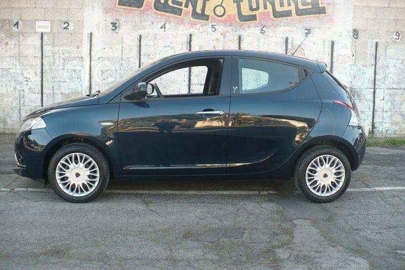 Lancia Ypsilon 1.2 69 CV 5 porte Gold